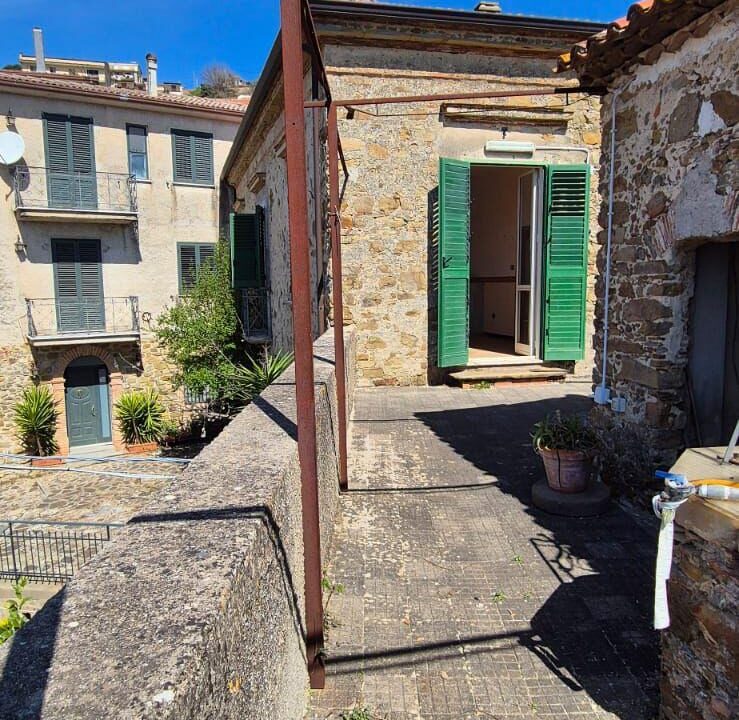 Immagine WhatsApp 2025-04-10 ore 15.46.30_249e4794